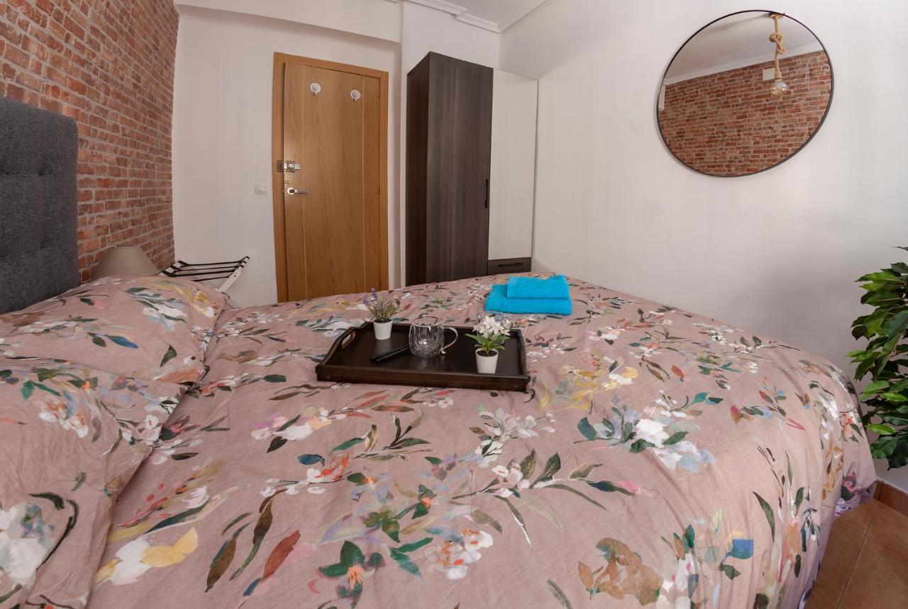 Luxury Artistic Digital Nomad 2 Bedroom W/Terrace Βαλένθια Εξωτερικό φωτογραφία